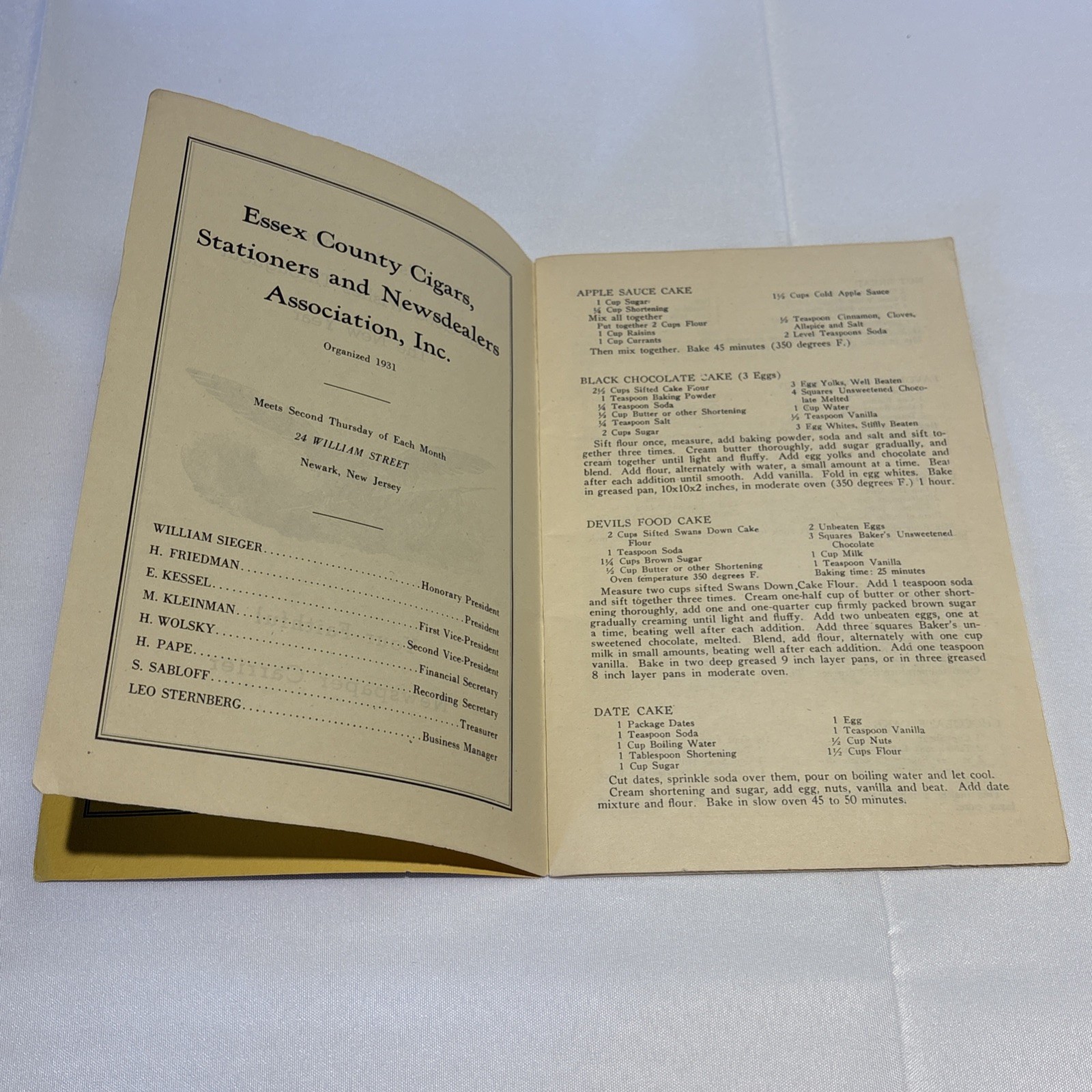 1946 Newspaper Carrier’s Yearbook Essex County Newsdealers Association Newark NJ