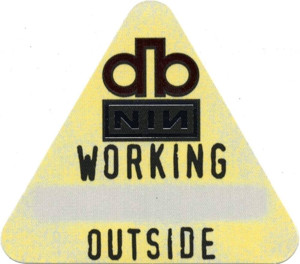 David Bowie 1995 Outside World concert tour w/ Nine Inch Nails Backstage Pass