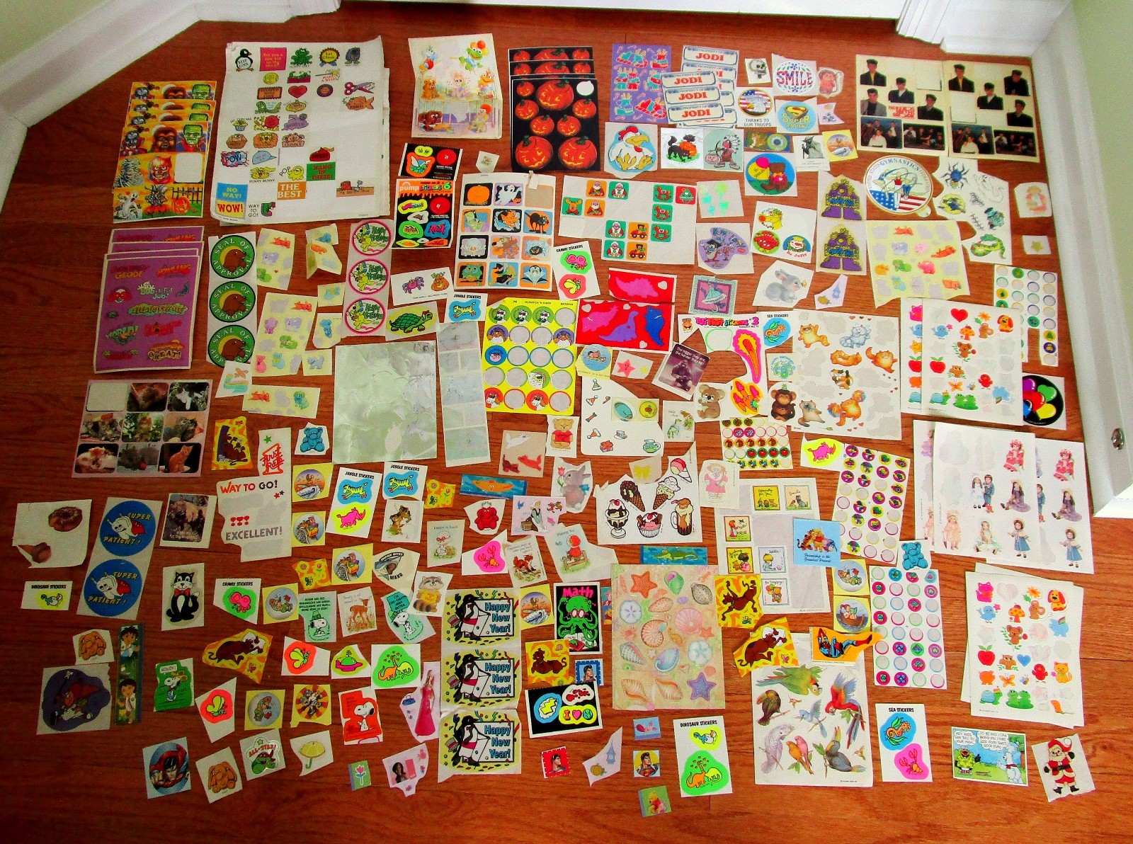 100’s Vtg 80s 90s LOT Stickers Hallmark Lisa Frank Star Wars ET Sanrio NKOTB