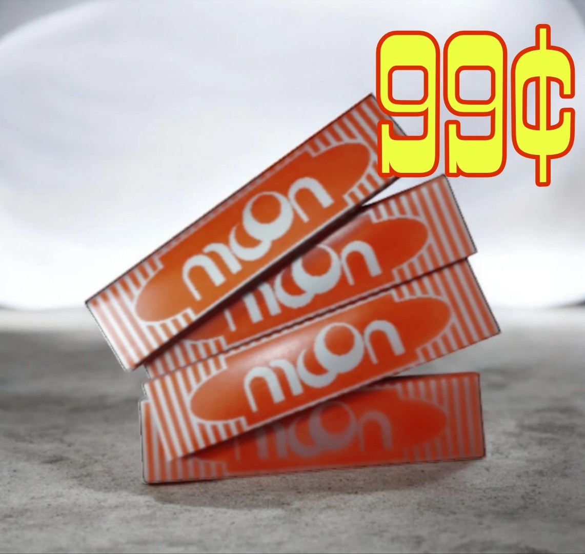 Moon Classic Red King Size Slim 77 mm (1 Pack) 32 Leaves Cone Rolling Papers
