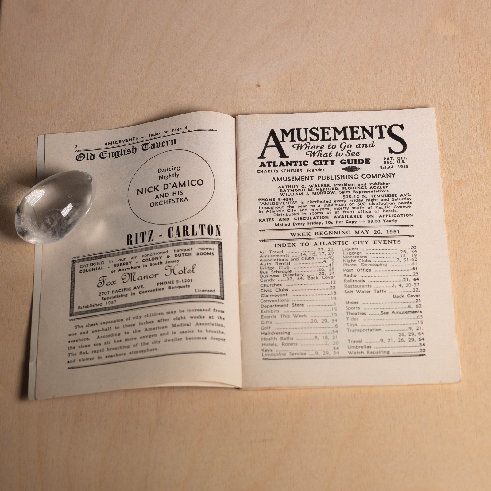 1952 Atlantic City Amusements Guide with Pennsylvania Reading Seashore Lines