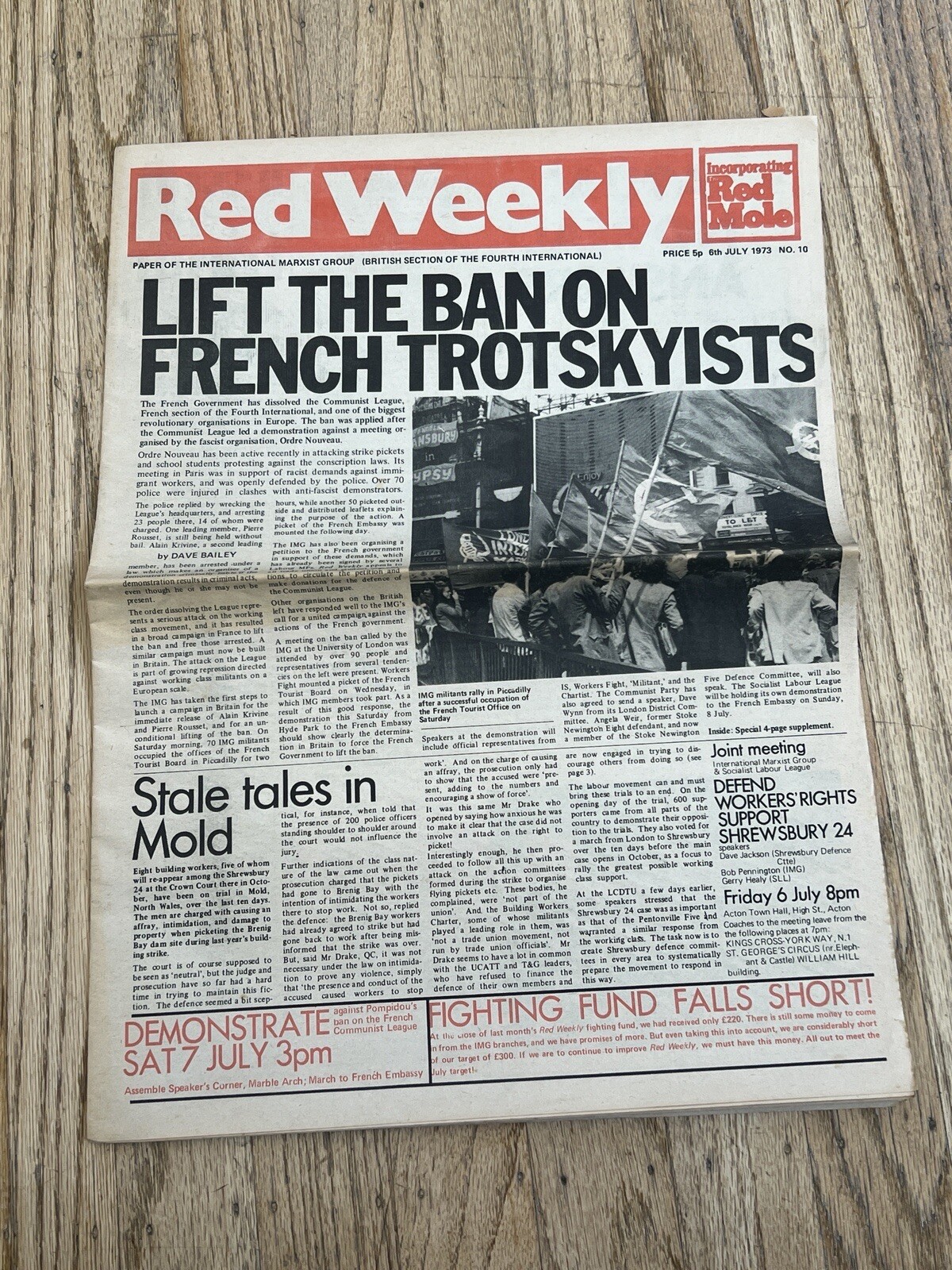 Left Wing Socialist Marxist Journal United Kingdom Papers-Wear and Imperfection