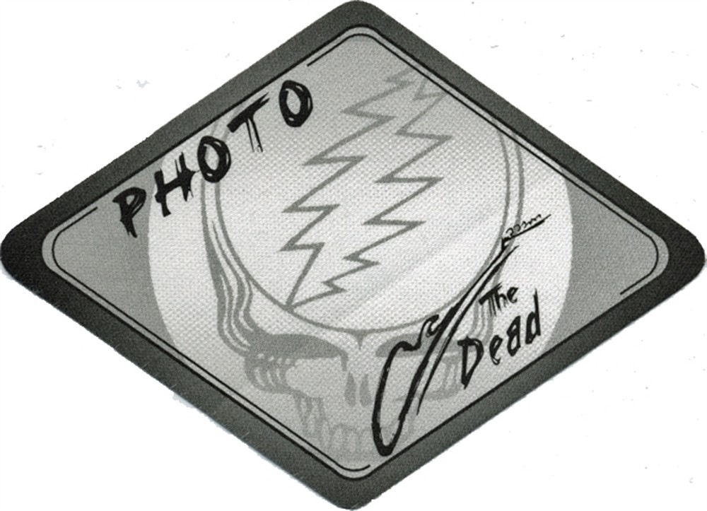 Grateful Dead 2004 Wave that Flag concert tour issued Backstage Pass