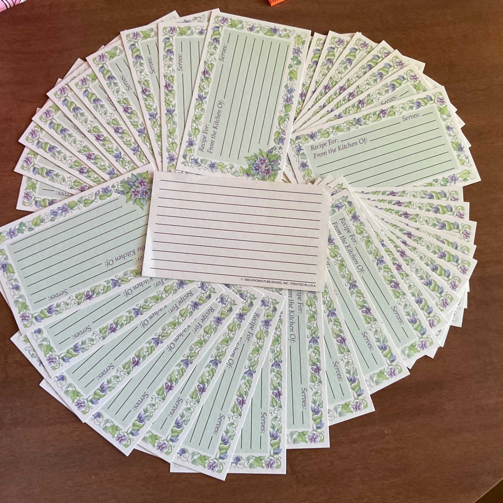 39 Vintage Recipe Cards Lined front & back 1993 Krown Publishing green front