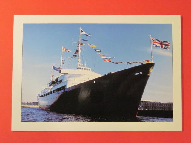 The Royal Yacht Britannia Post Card – Printed in England – Excellent