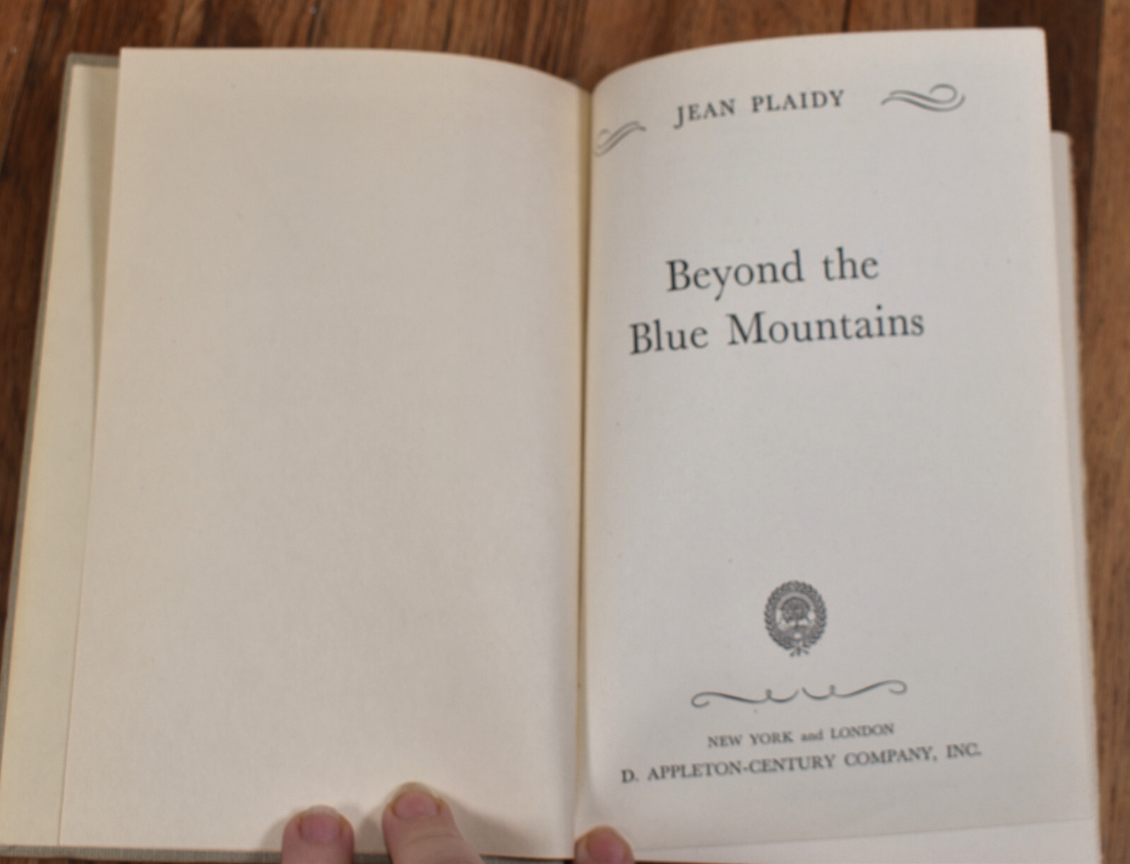 Beyond The Blue Mountains by Jean Plaidy Hardcover 1947 1st Edition Dust Jacket
