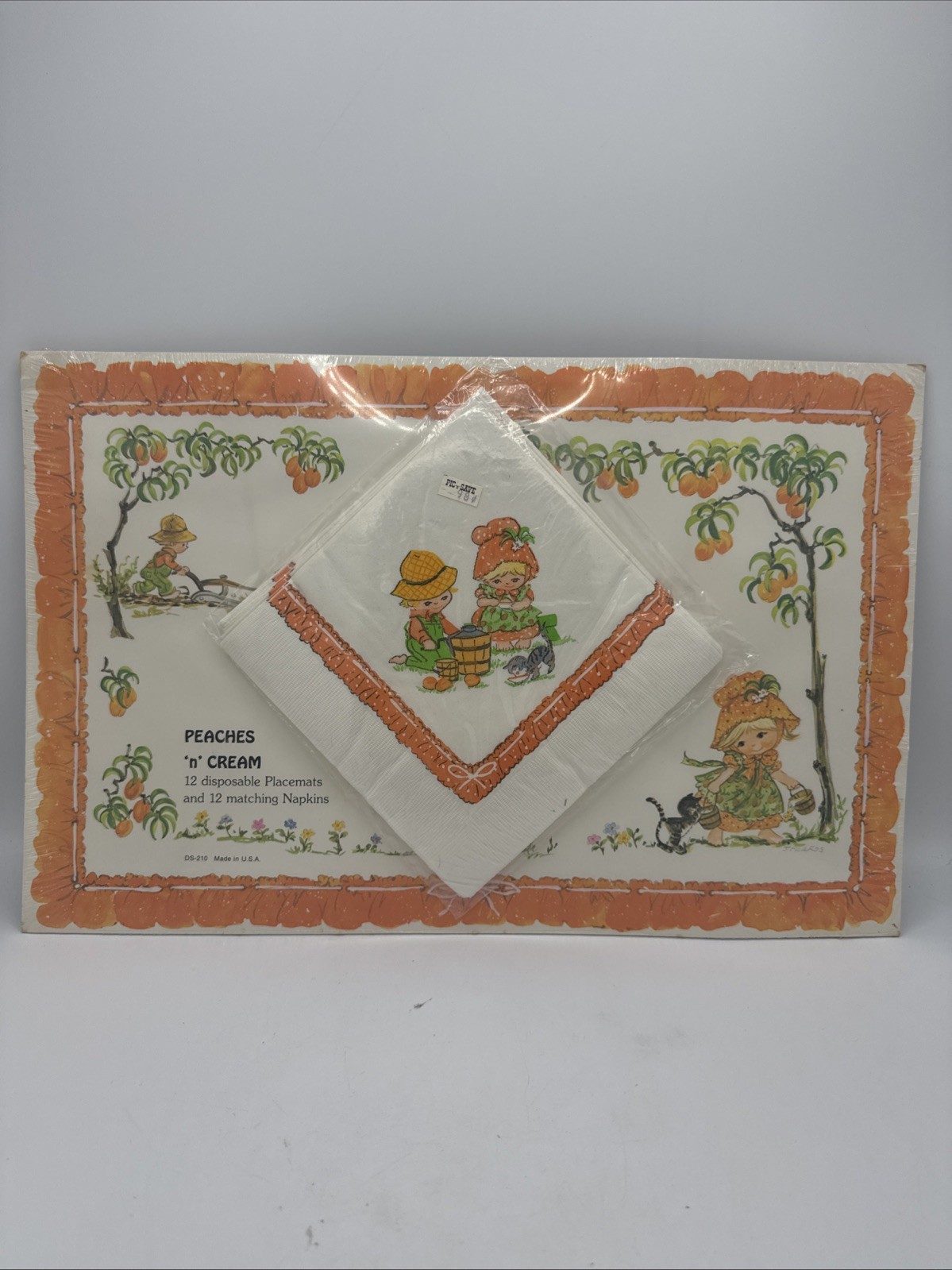 Peaches ‘n’ Cream Disposable Placemats And Matching Napkins Set Of 12 New Vtg