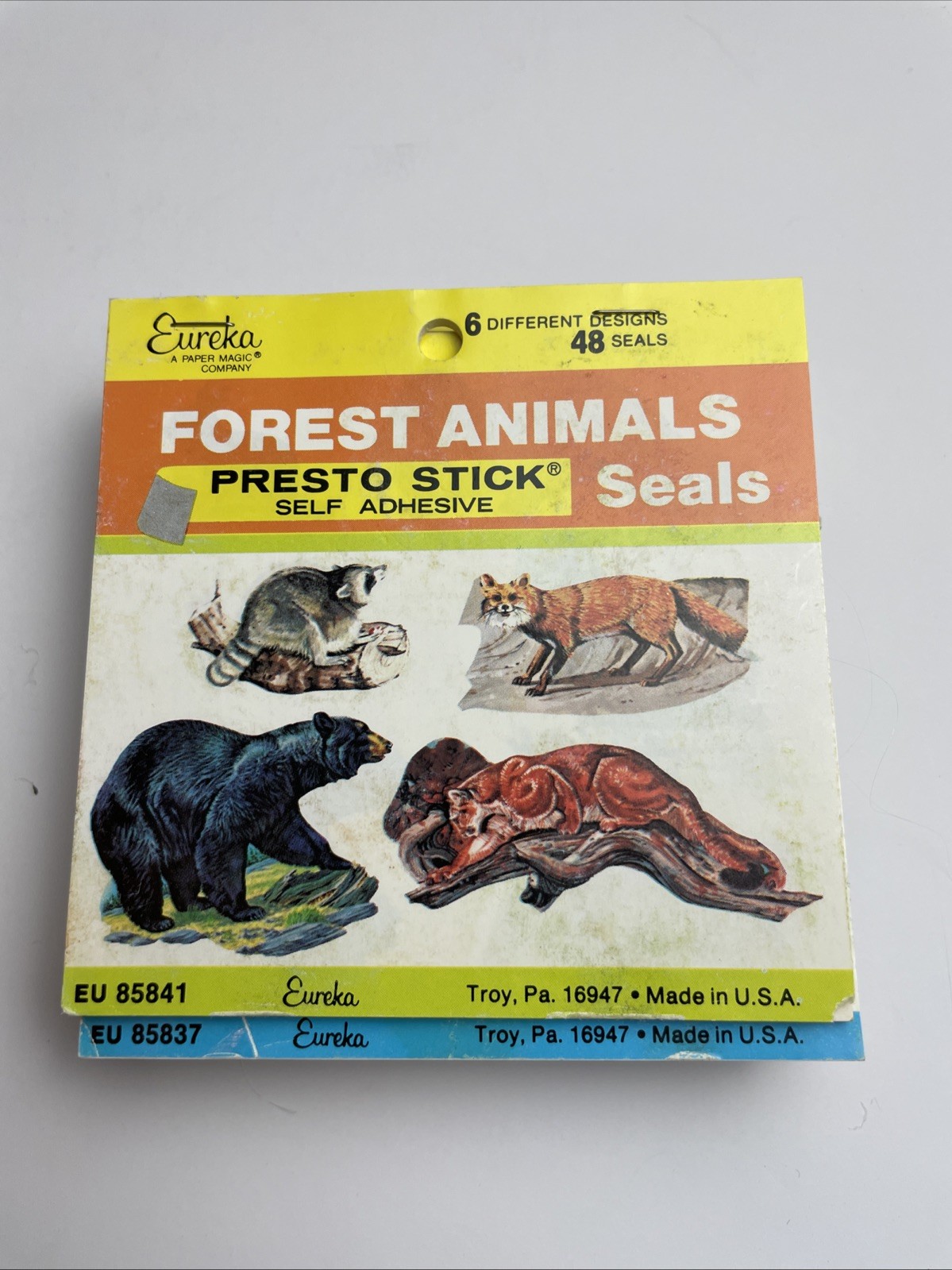 Vintage Lot Of Seals Eureka ANIMALS Dogs Jungle Cats Horse Birds Cute Etc