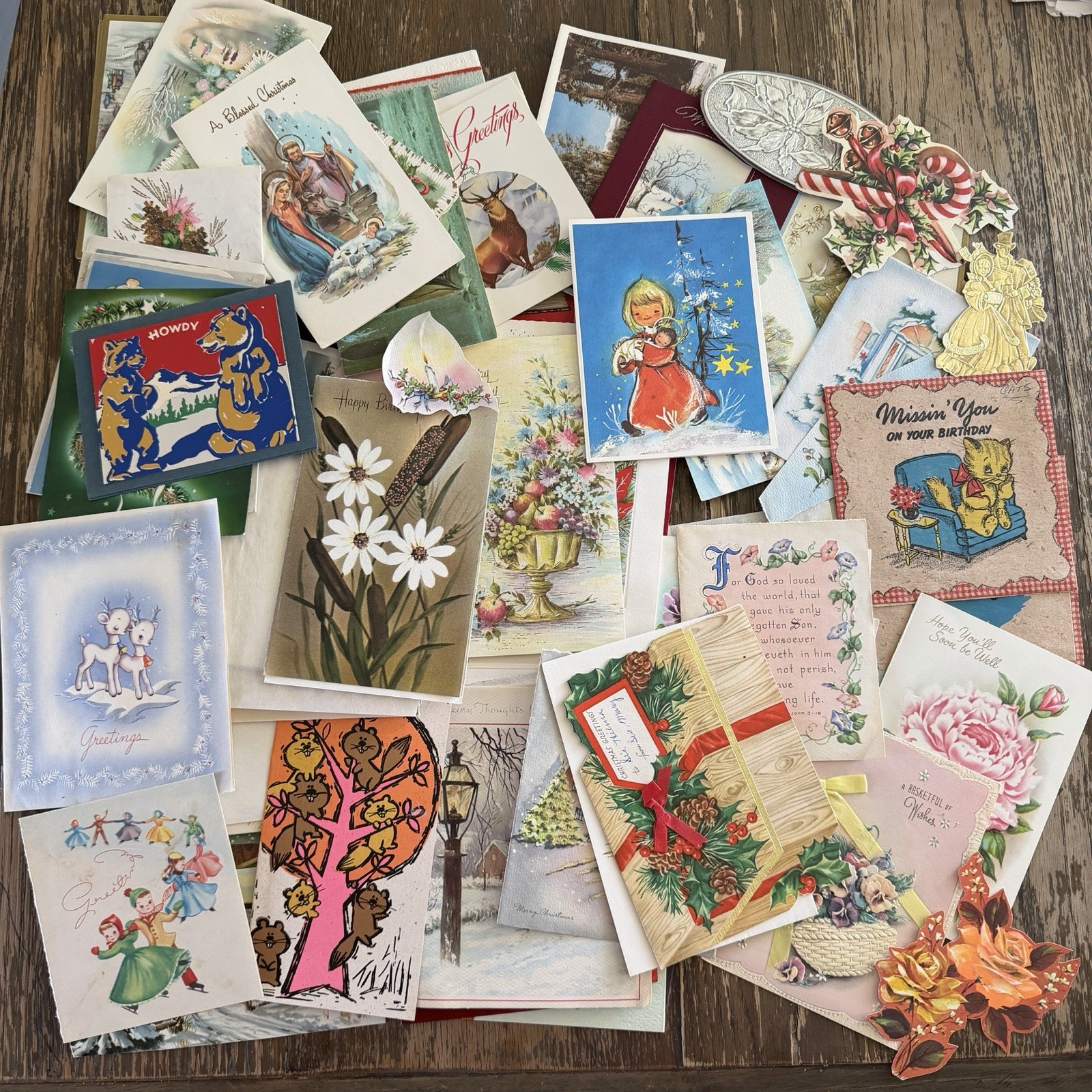 200+ Lot Used Greeting Cards + Paper Scraps 1930-1970s Scrapbooking Art Ephemera