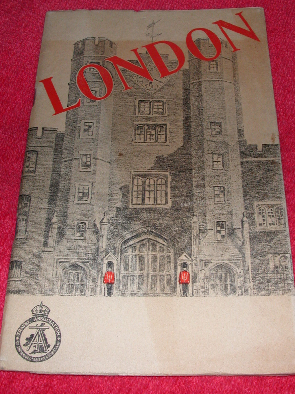 LONDON PUBLICATION TRAVEL ASSOCIATION OF UNITED KINGDOM 1947