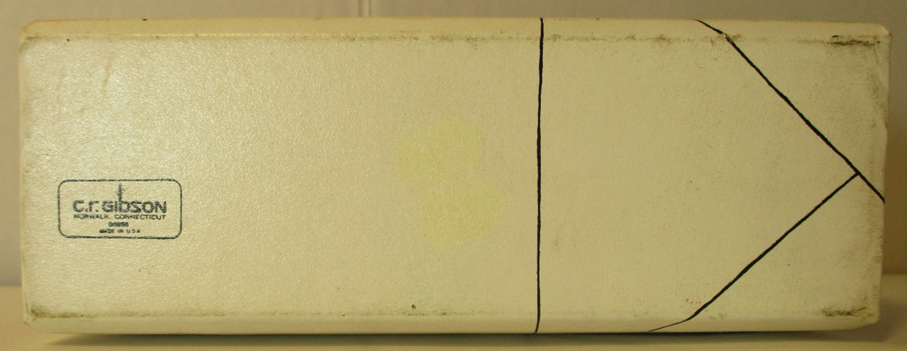 1980s KILBAN CAT C.R. GIBSON LETTER PAPER HOLDER WITH A RED LINER