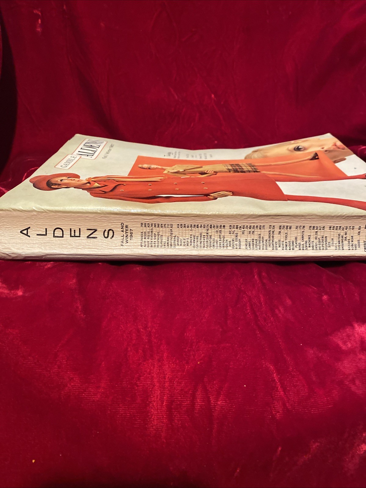 Gamble Alden’s vintage Fall 1967 catalog department store -Twiggy- VG Condition