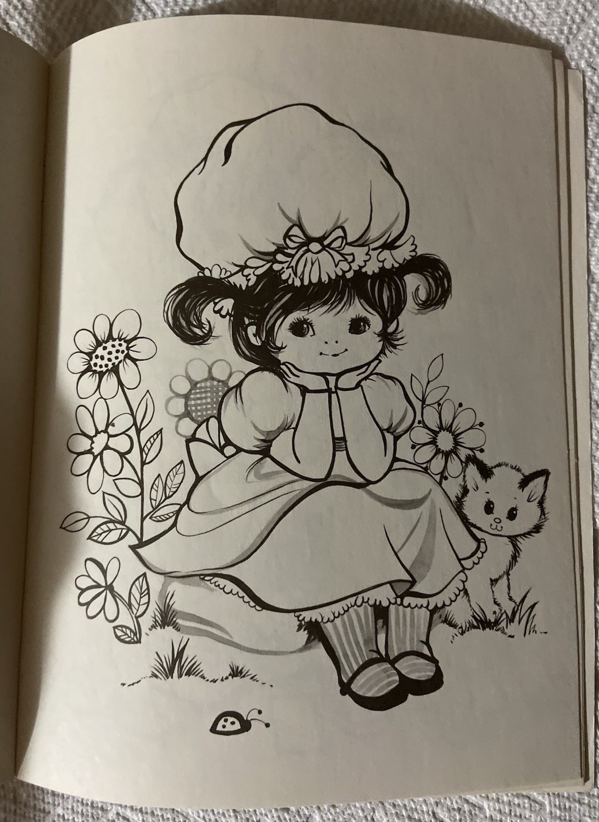 Charmer 1970’s Vintage 32 Pages Unused Coloring Book Hallmark Artist Easel Beret