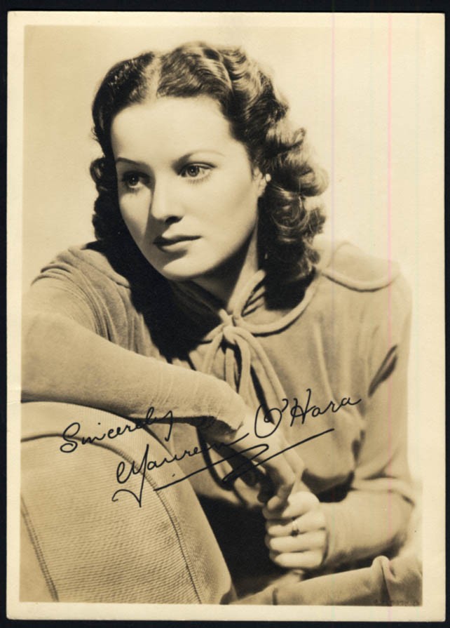 Actress Maureen O’Hara photo 1940s facsimile autograph