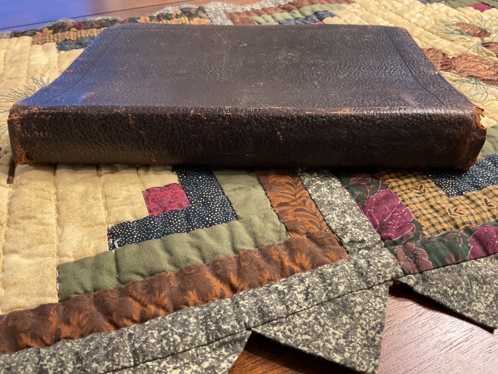 Early 1900’s Leather Bound Loose Leaf Ring Binder Ledger Notebook, Blank Pages