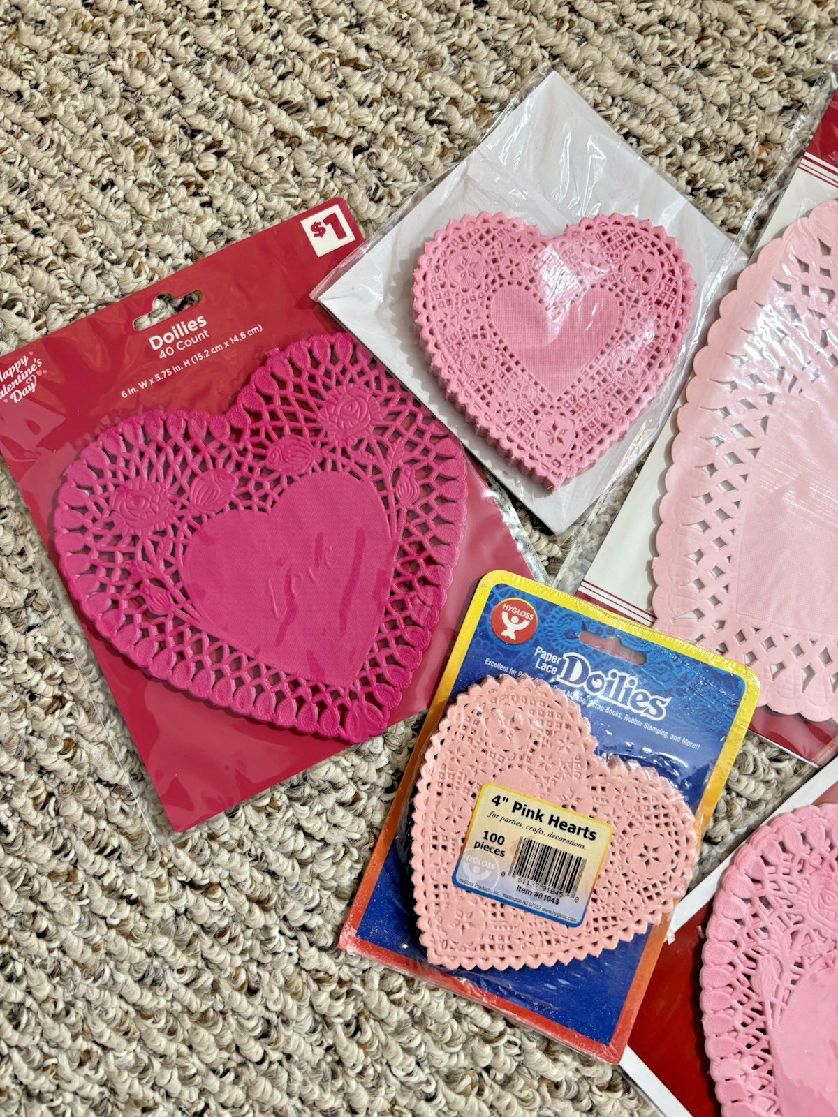 Vintage Lot (6) French Lace Style Pink Paper Heart Doilies 120/4″, 100/6″, 24/8″