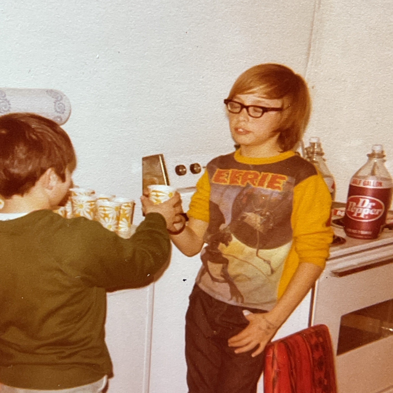 1970s Photo Of Young Boy Eerie Shirt Drinking Dr Pepper Paper Cups Kitchen B71