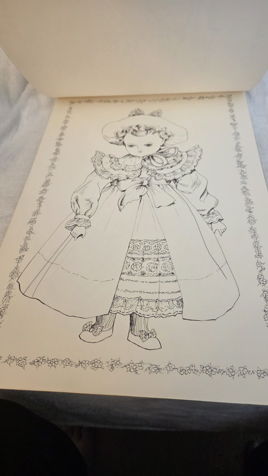 Vtg Kim’s Antique Dolls Coloring Book Red Farm Studio 12×18.5 Unused