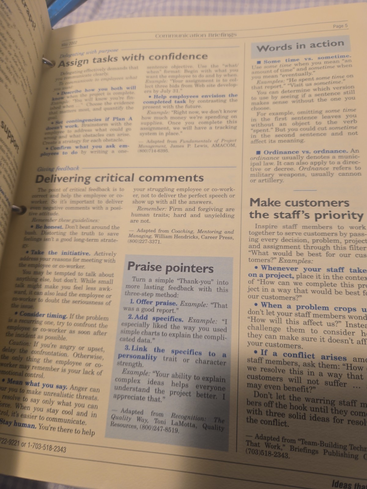 Communication Briefings 2002-2003 Business Management Newsletter Binder Lot