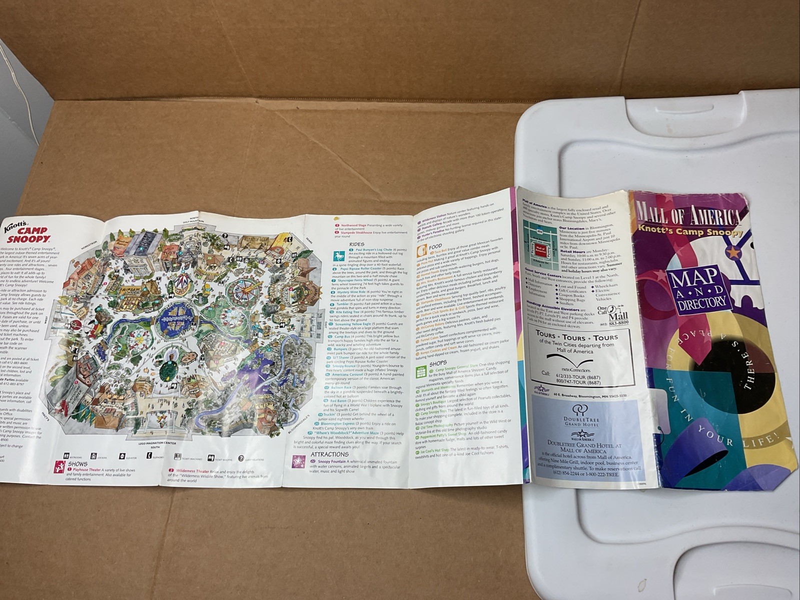 1996 Mall Of America Knotts Camp Snoopy Map & Directory Brochure B68