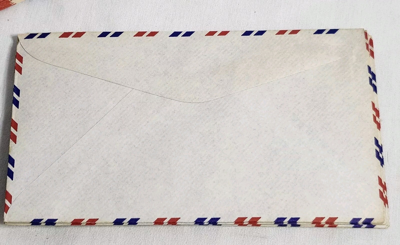18 VTG Air Mail Envelopes 8 Onward White, 10 Unbranded Ivory -Red Blue Stripes