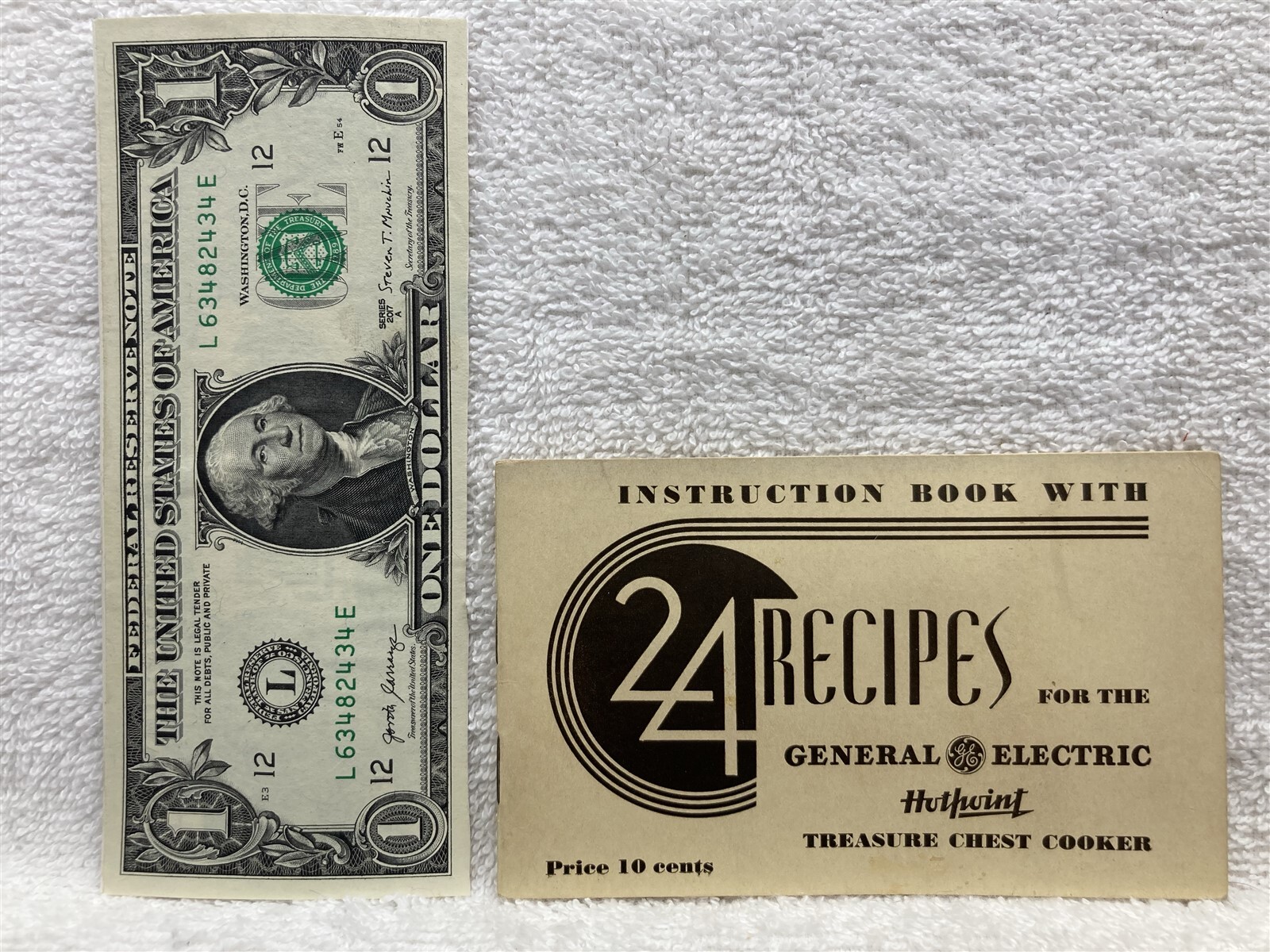 1933 General Electric 24 Recipes Booklet Hotpoint Treasure Chest Cooker GE Vtg