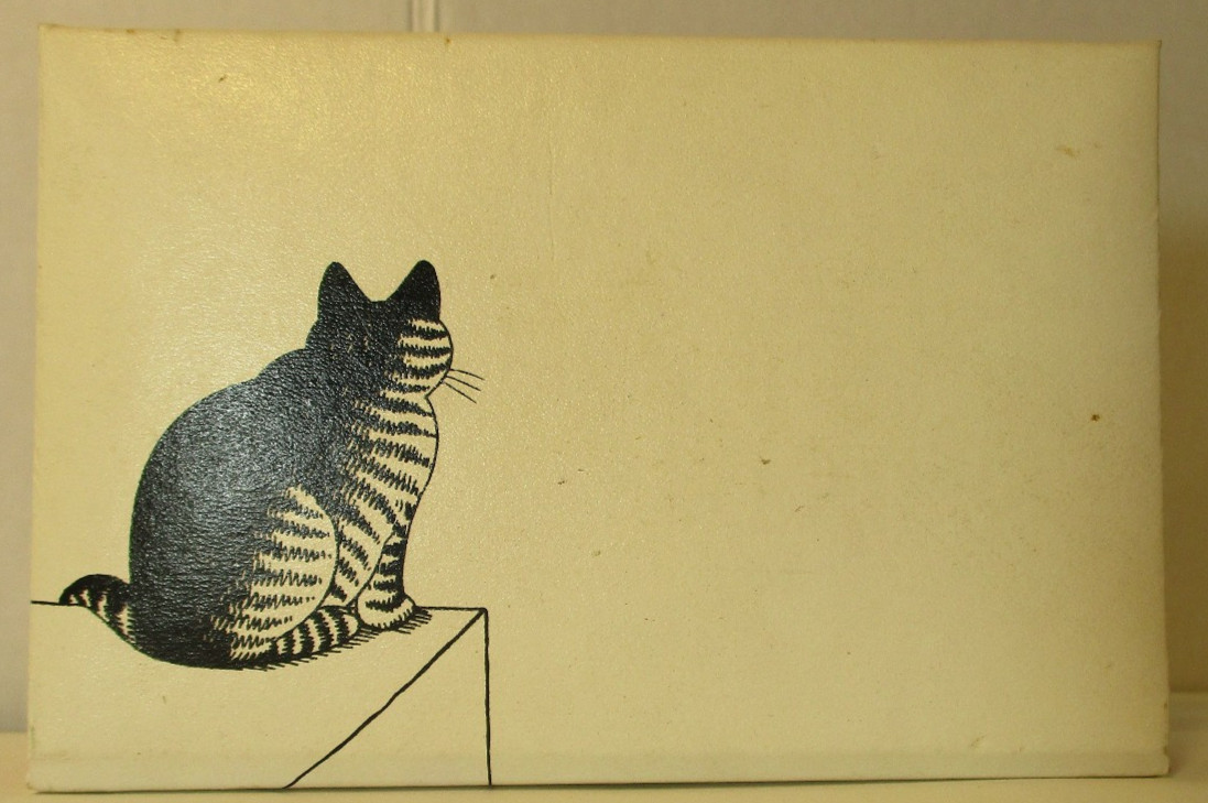 1980s KILBAN CAT C.R. GIBSON LETTER PAPER HOLDER WITH A RED LINER