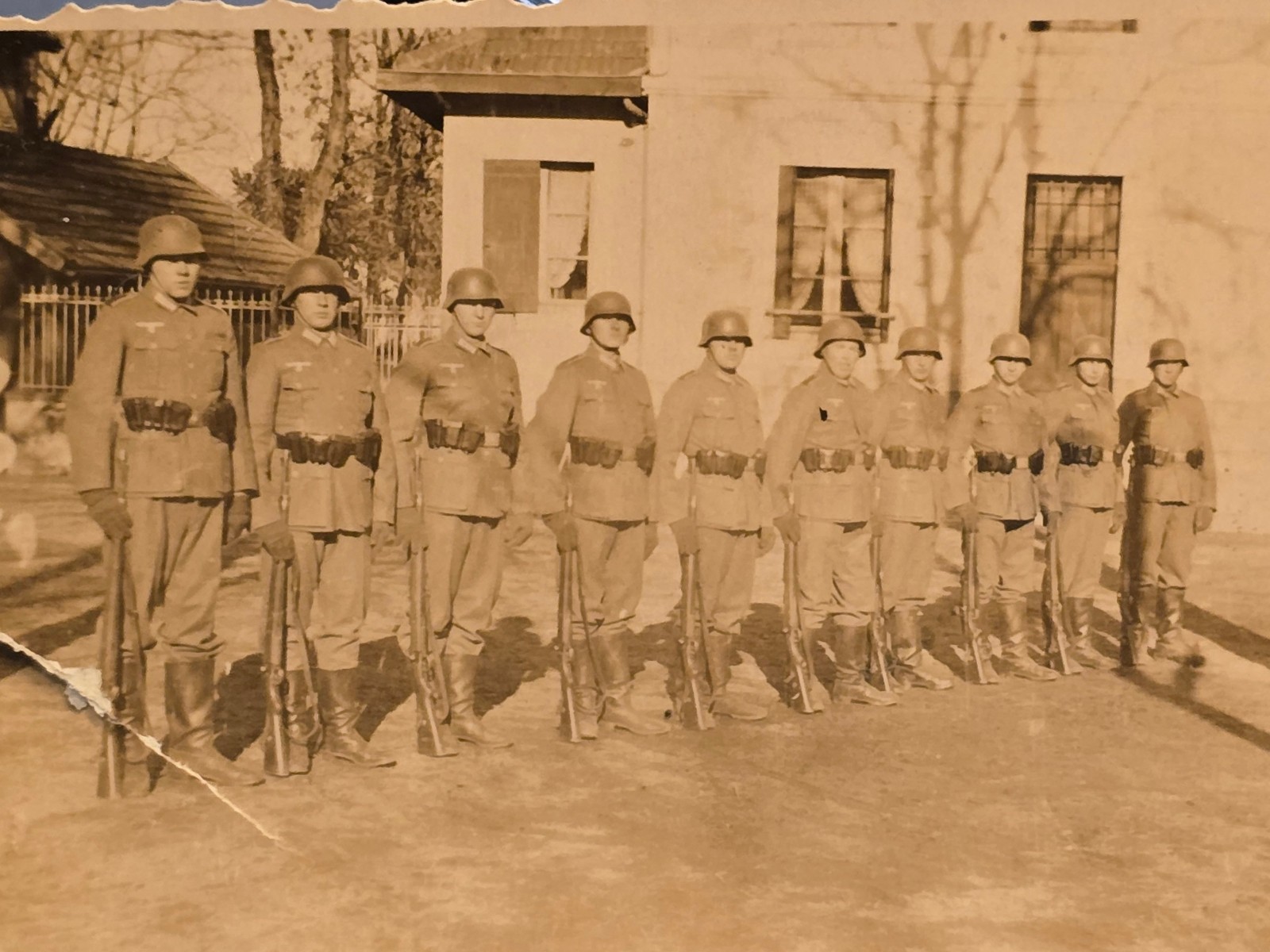 WEHRMACHT ARMY STEEL HELMET SOLDIERS LINED UP WWII WW2 German Military photo