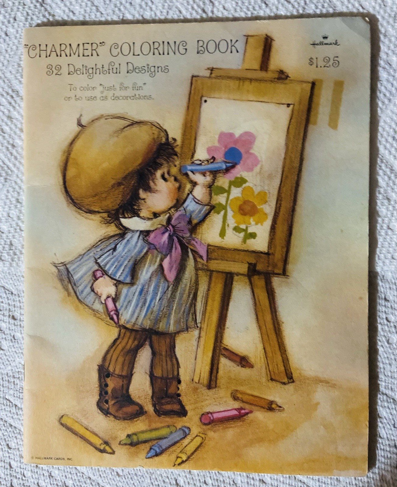 Charmer 1970’s Vintage 32 Pages Unused Coloring Book Hallmark Artist Easel Beret