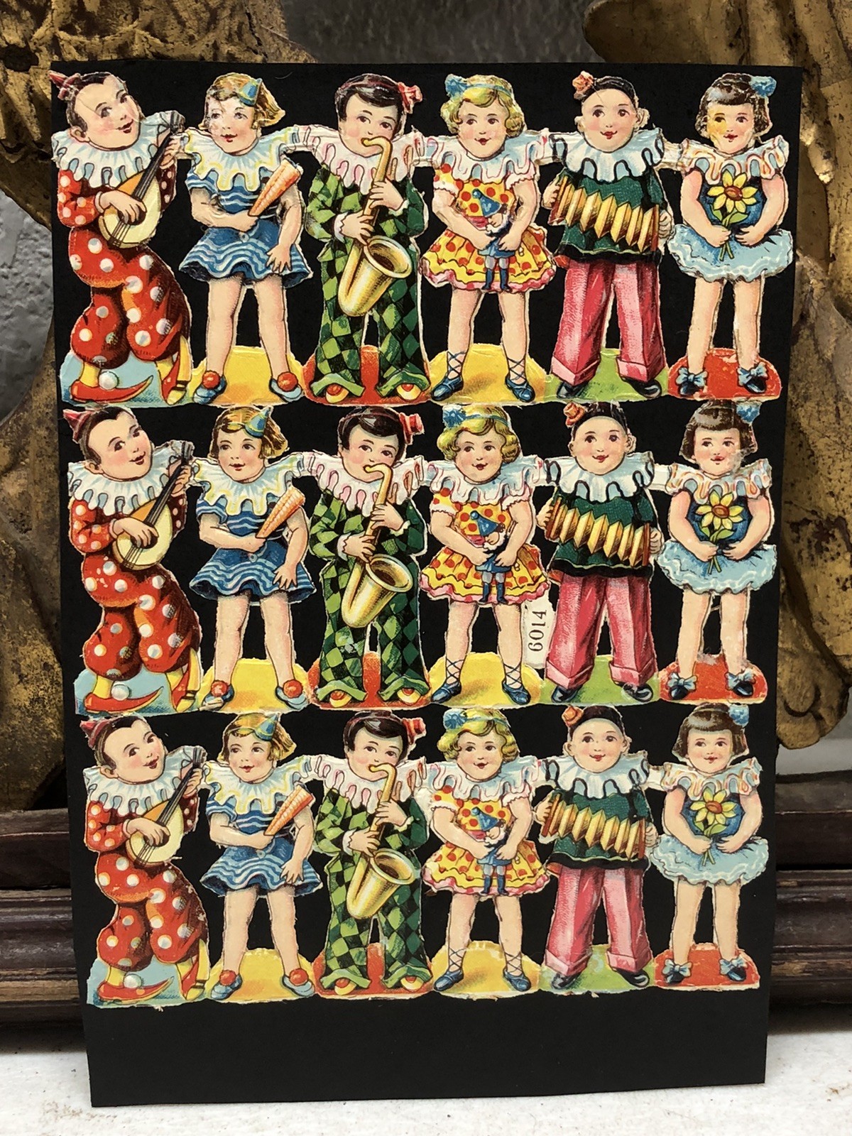 Kids in Costoms Cats ++ Die Cut Scraps Glued on Paper Double Sided L11