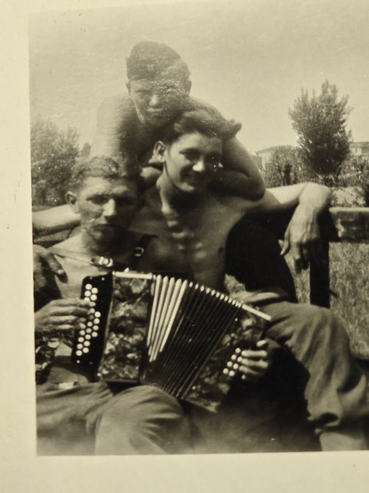 CROATIA TO ITALY SHIRTLESS SOLDIERS w ACCORDION WW2 WWII German Military Photo