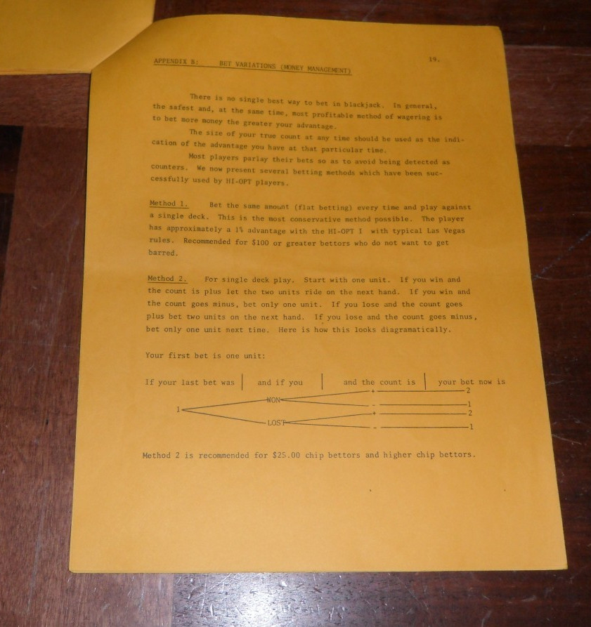 Vintage Paperback System for Winning at Casino Blackjack by Julian Braun 1979