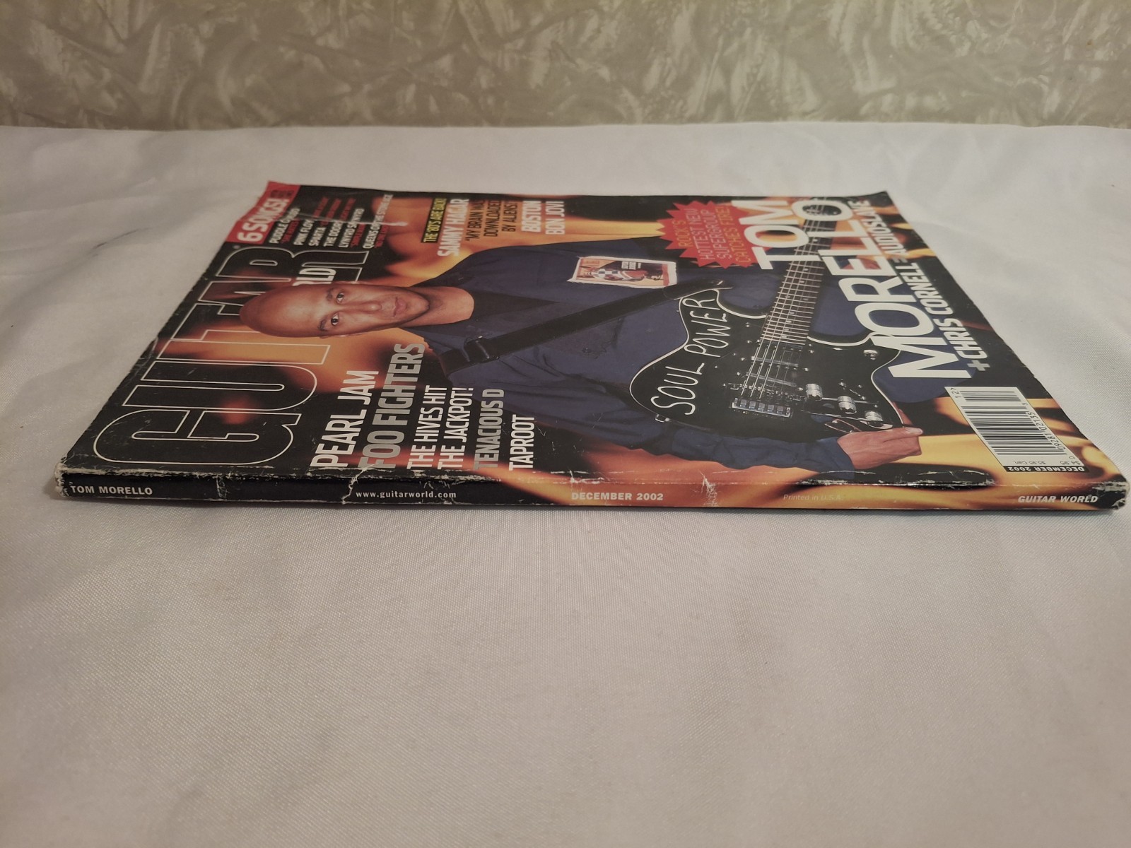 DEC 2002 GUITAR WORLD Vintage music magazine TOM MORELLO – AUDIOSLAVE W/POSTER