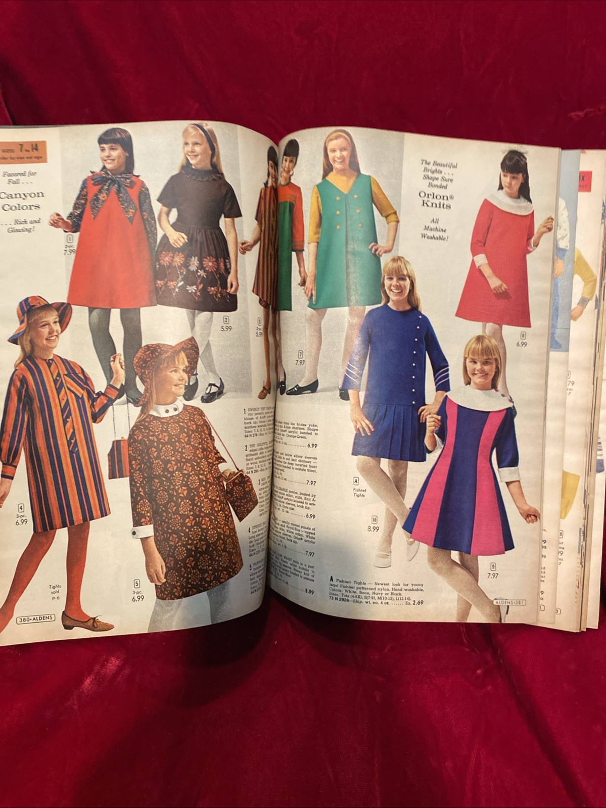 Gamble Alden’s vintage Fall 1967 catalog department store -Twiggy- VG Condition