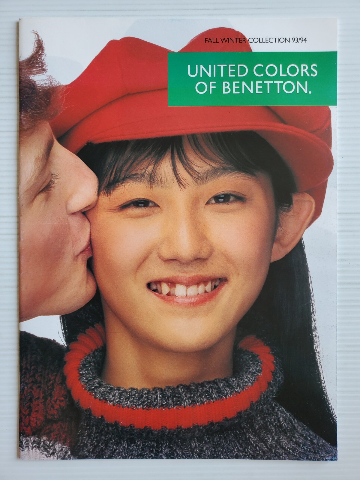 RARE Fall/Winter 1993/1994 UNITED COLORS Of BENETTON Fashion full Catalog ITALY