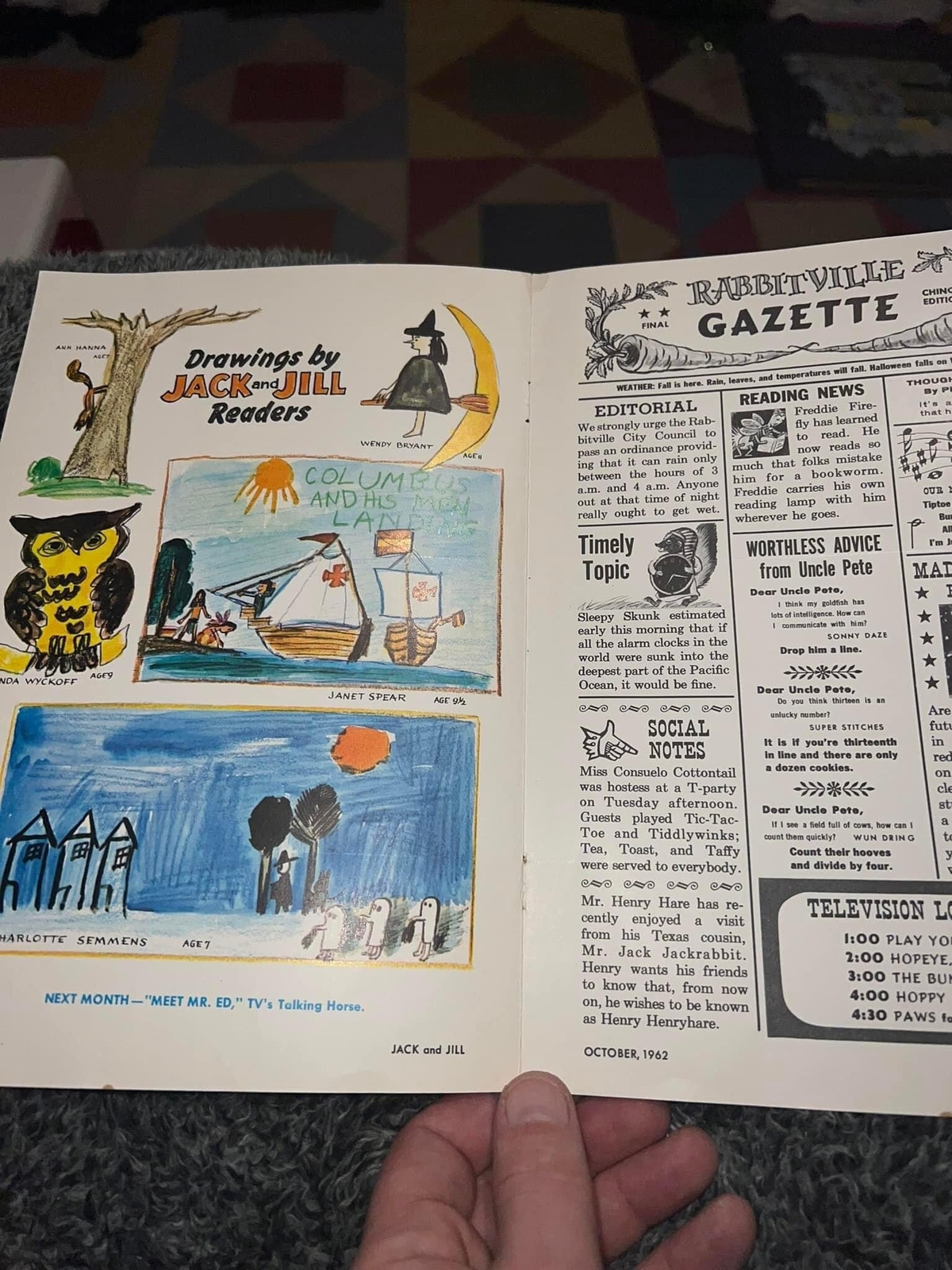 Vintage Halloween Insert for child’s life – fold out die cut paper dolls 1962