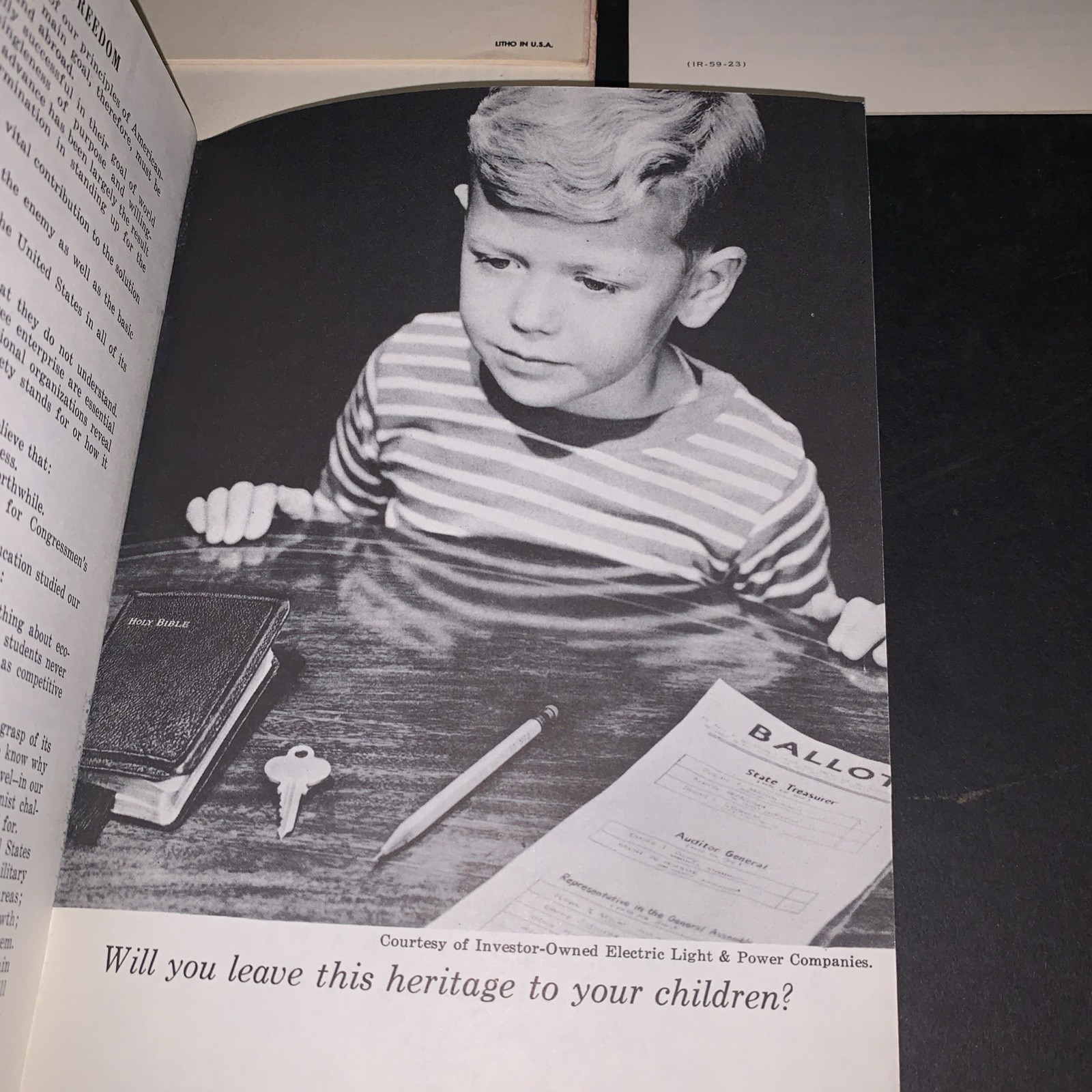 Vintage 1950s 1960s Anti Communism Pamphlets Lot General Motors GM Men & Women