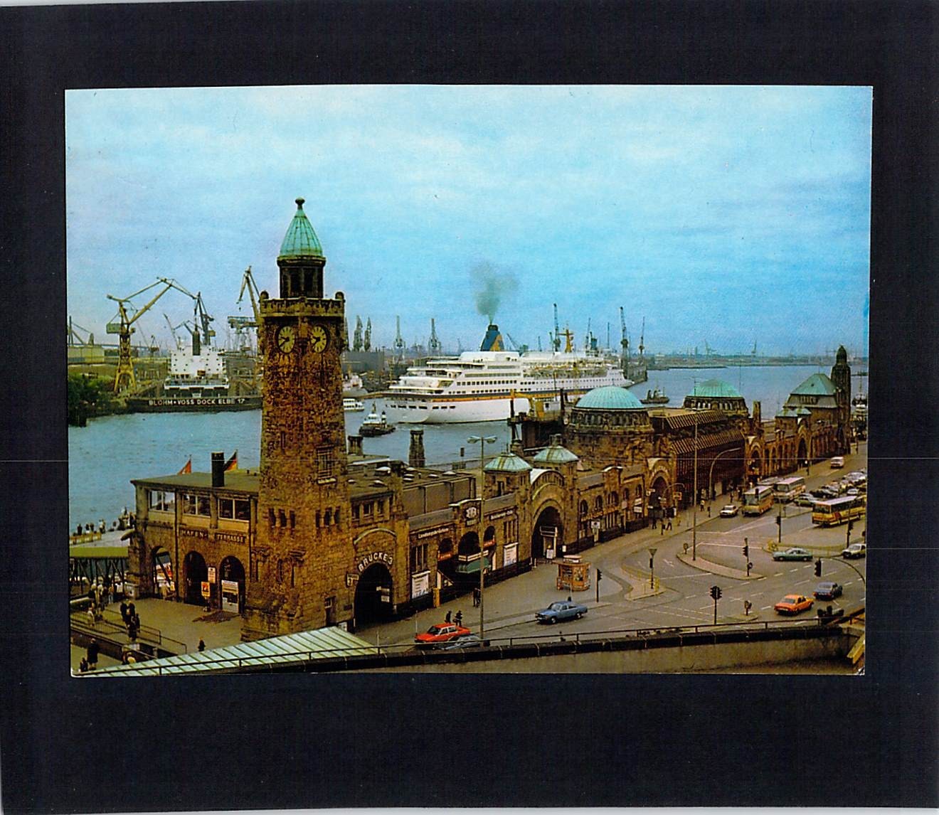 D2534ski Transport Ship MS Europa Hamburg postcard