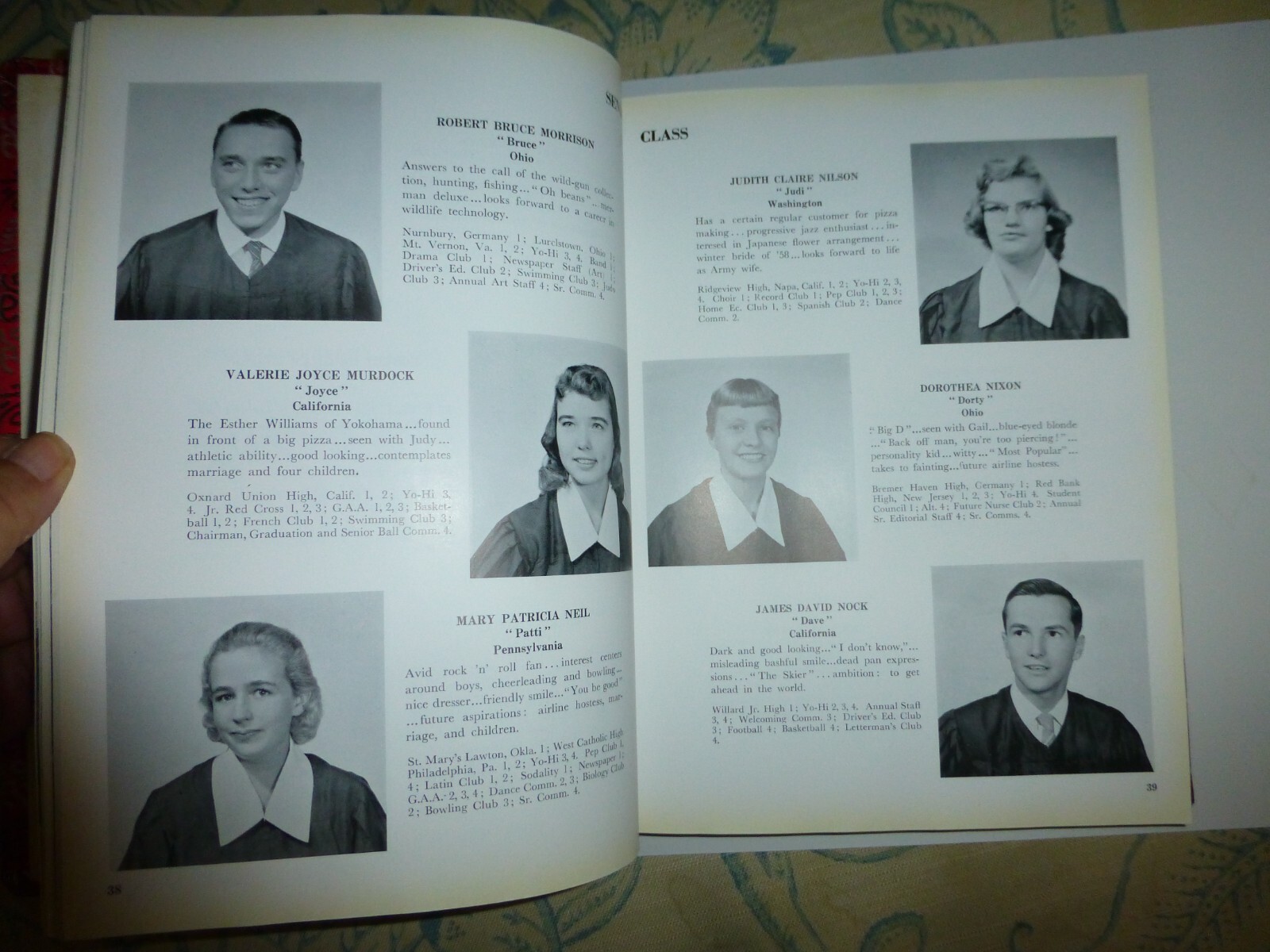 YEARBOOK YOKOHOMA AMERICAN HIGH SCHOOL JAPAN YO HI ANNUAL 1958 BEACH NEGUCHI