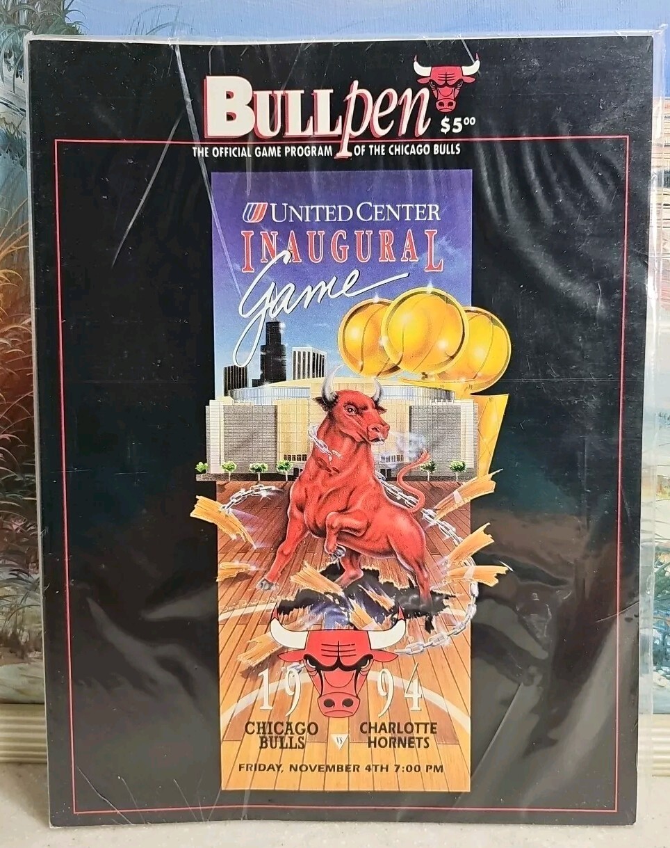 11/4 1994 Chicago Bulls Inaugural United Center game program Bagged/Boarded