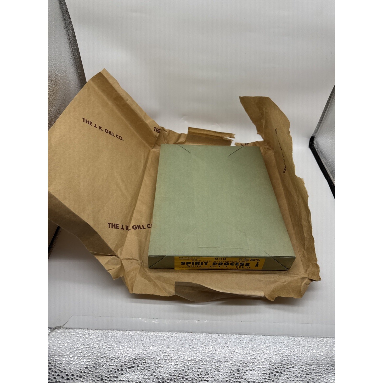 ANTIQUE 500 PAGE REAM AB DICK GOLD LABEL WATERMARKED BOND SPIRIT PROCESS 1920S