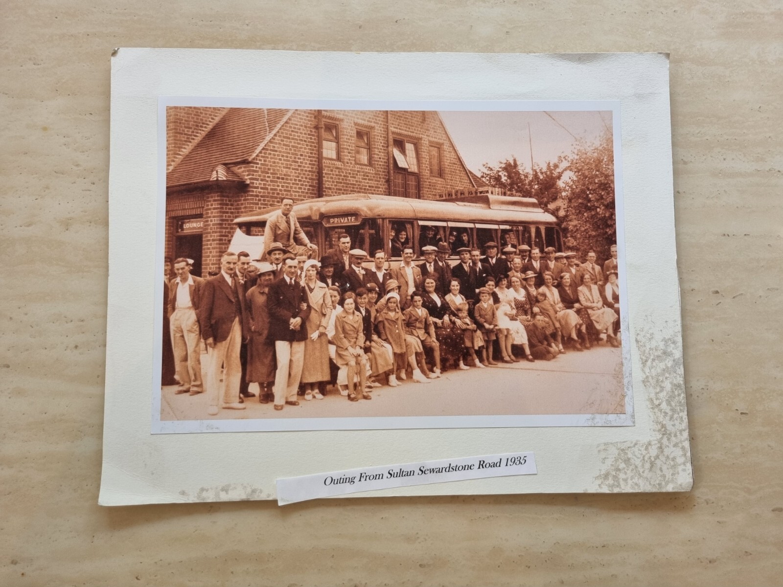 Outing From Sultan Sewardstone Road 1935 – Photo 21 cm x 29 cm