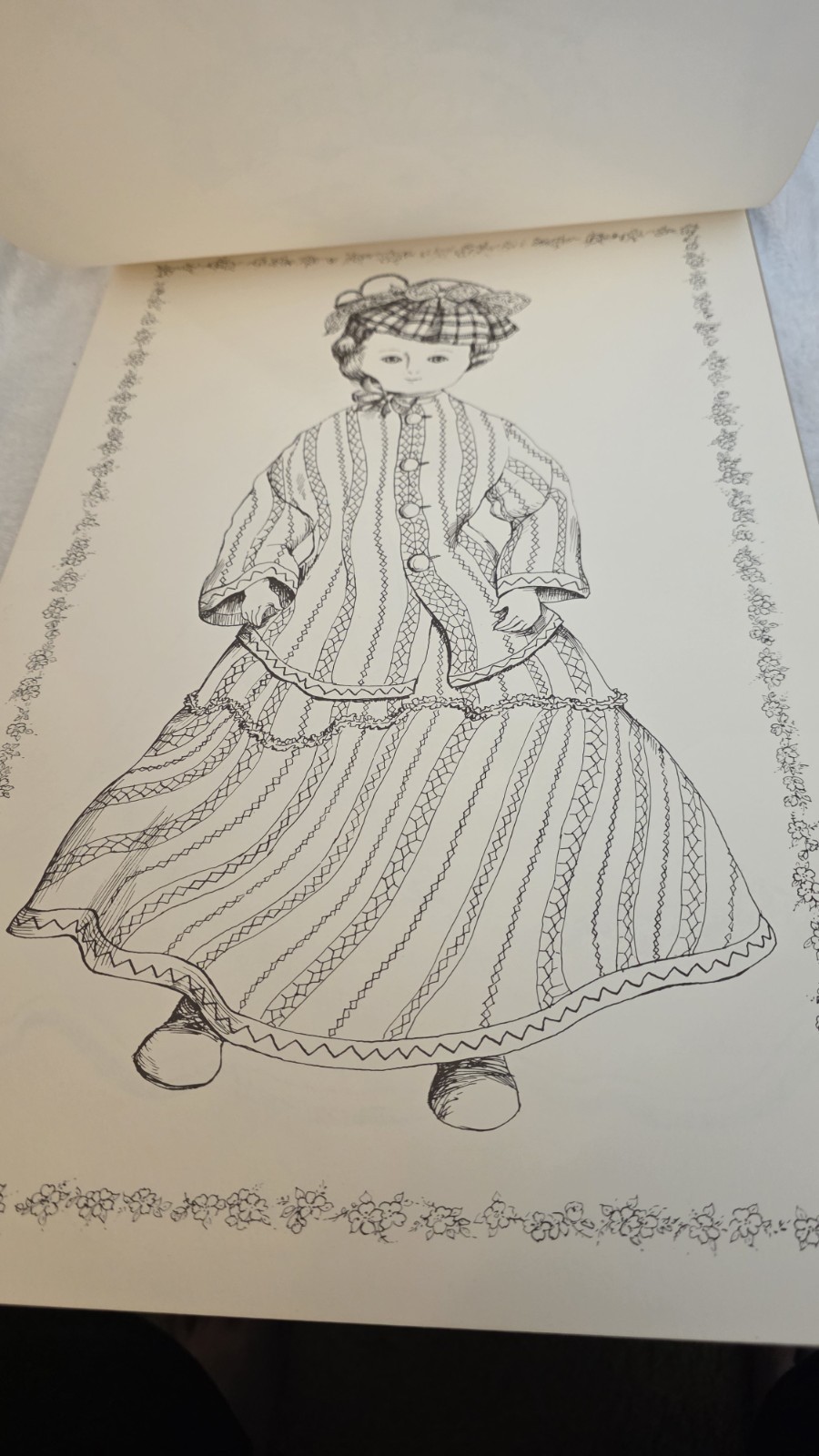 Vtg Kim’s Antique Dolls Coloring Book Red Farm Studio 12×18.5 Unused