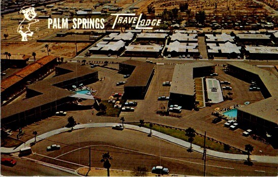 1960s Palm Springs Travelodge Motel Linen Postcard Aerial Pools Americana