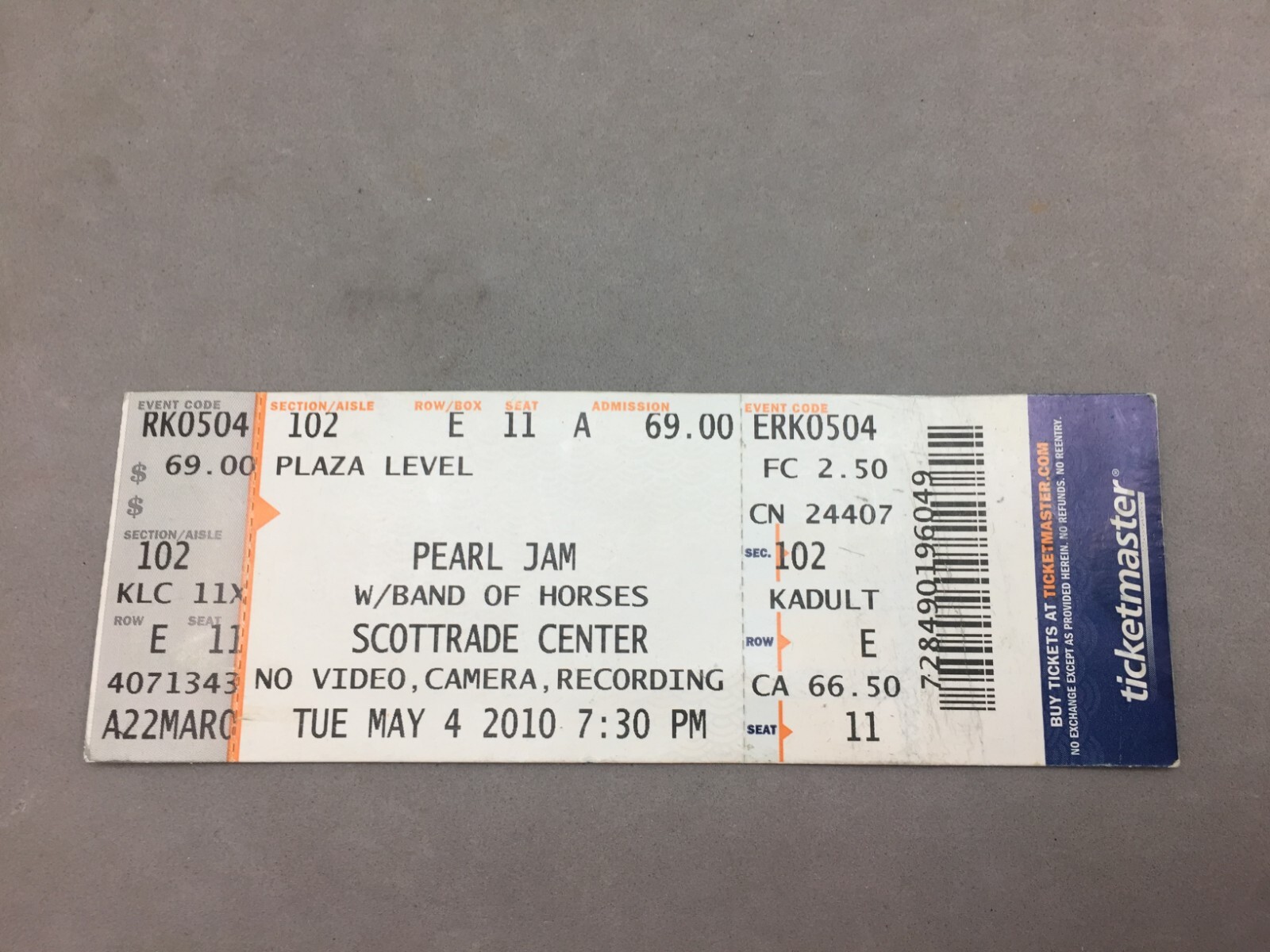 Pearl Jam w/ Band of Horses May 4 2010 Concert Ticket Stub Scottrade Center Vtg