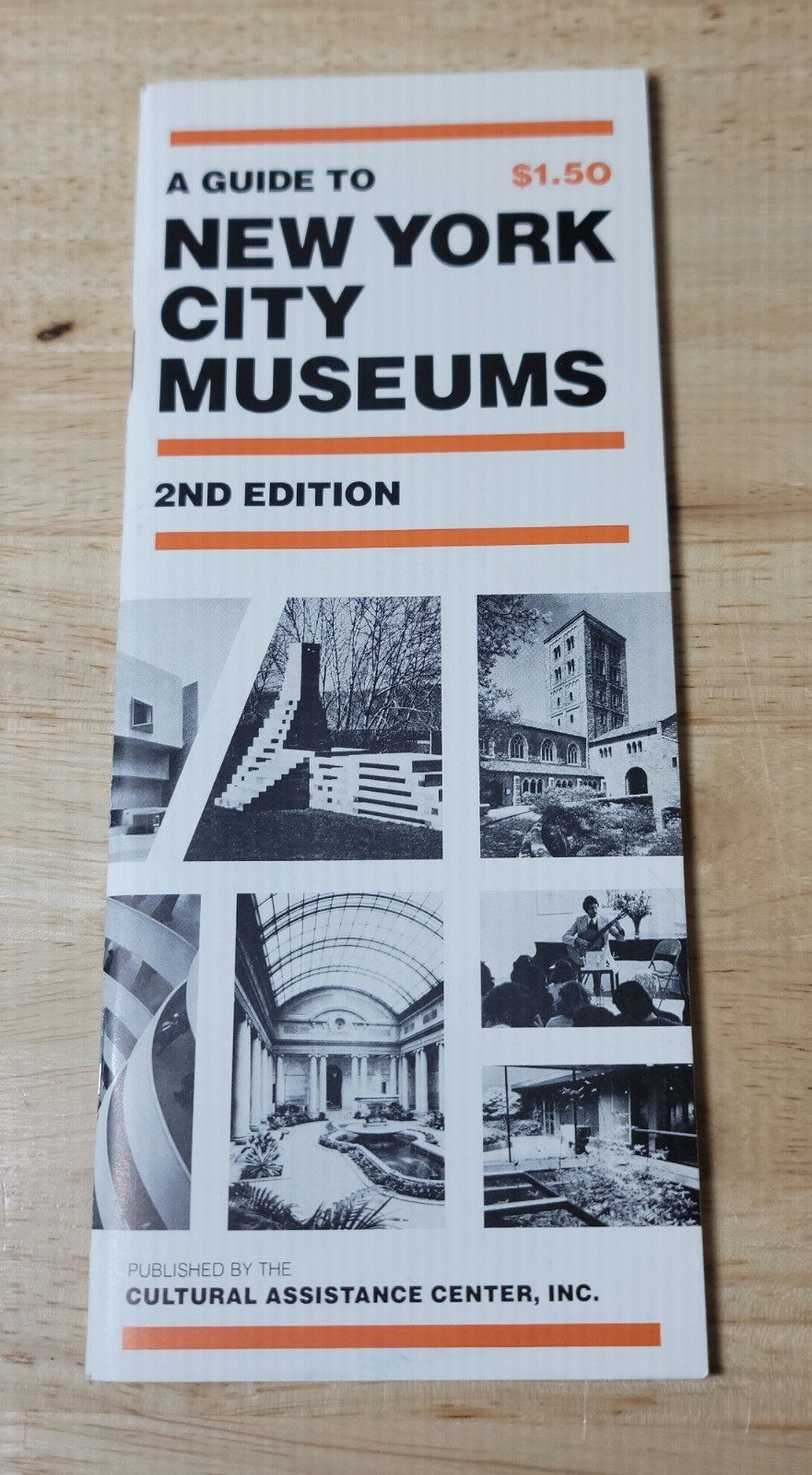 1980s A GUIDE TO NEW YORK CITY MUSEUMS 2nd Edition Booklet Brochure Souvenir