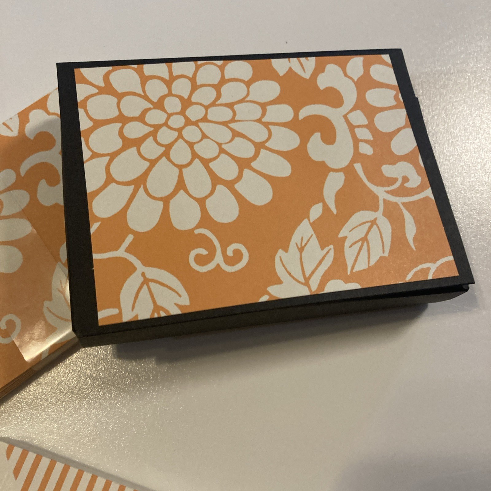 2 Pk HALLMARK STATIONERY ORGANIZER 15 Pk Cards And Envelopes Orange Mums