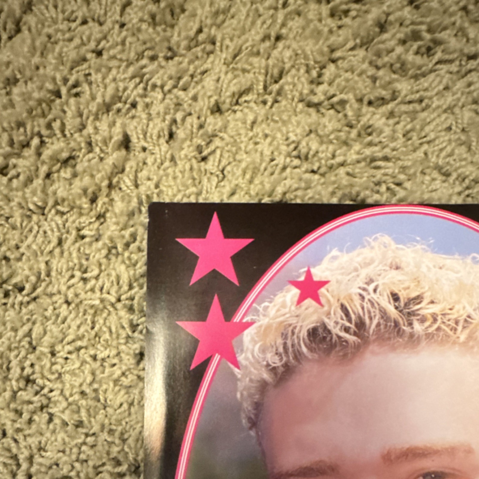 Lot of 2 Celebrity Photo Prints/Cards – Britney Spears & Justin