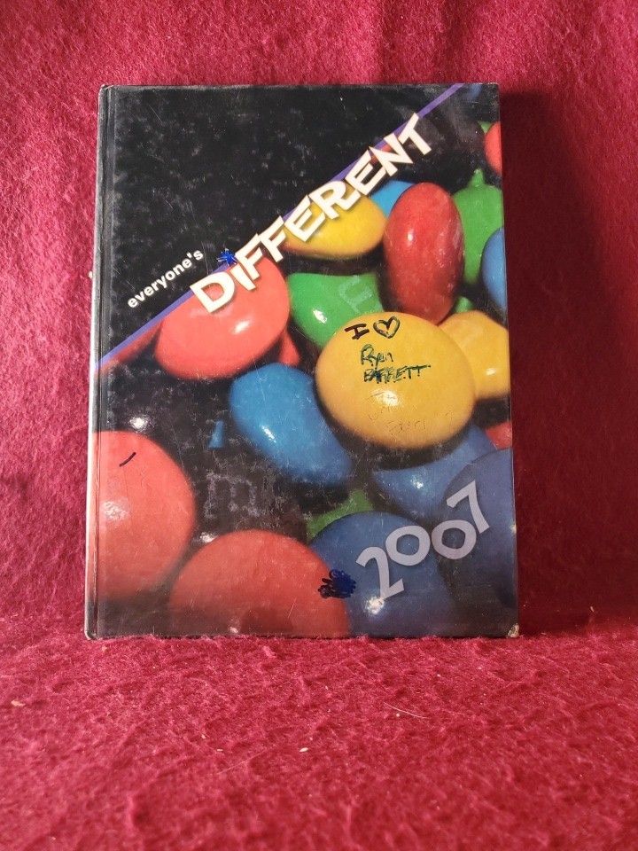 Aviara Oaks Middle School 2007 Yearbook Different Carlsbad CA Hardcover Book