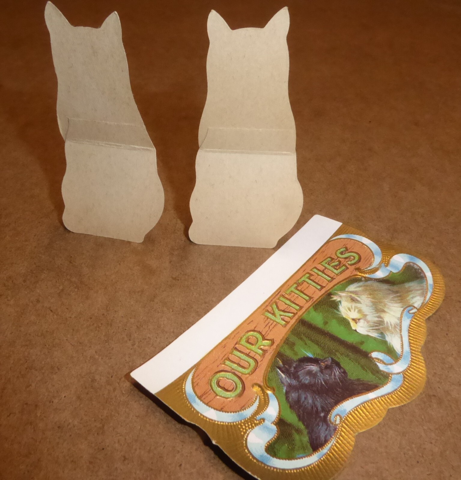 2 VINTAGE DIE CUT ADVERTISING 1920S ORIGINAL CAT FELINE KITTIES W CIGAR LABEL